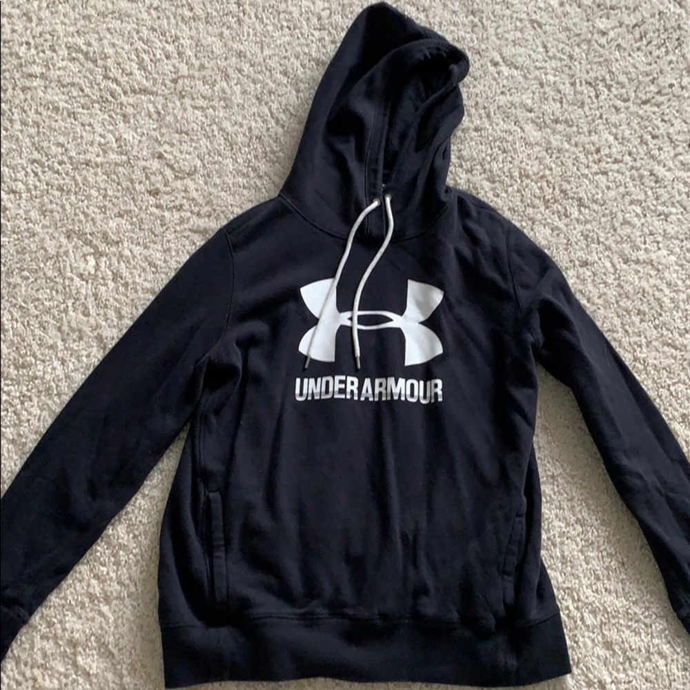 black under armor hoodie!!